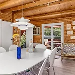 Winald - 500m From The Sea By Interhome